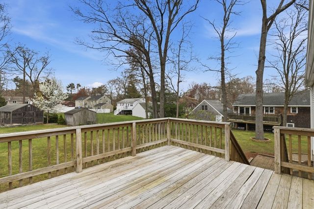 42 Bayberry Rd, Abington, MA 02351