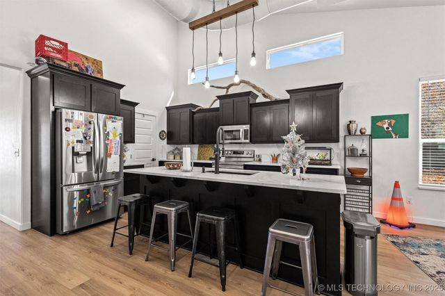 11817 Maximus Lane, Kingston, OK 73439