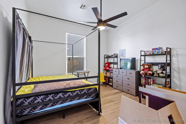 11817 Maximus Lane, Kingston, OK 73439