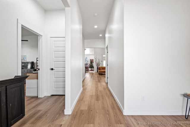 11817 Maximus Lane, Kingston, OK 73439