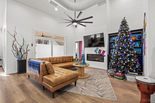 11817 Maximus Lane, Kingston, OK 73439