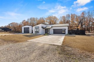 11817 Maximus Lane, Kingston, OK 73439