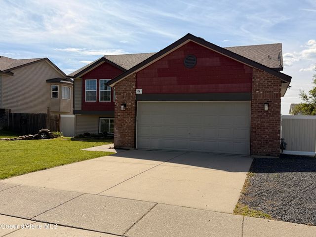 3141 E Thrush DR, Post Falls, ID 83854