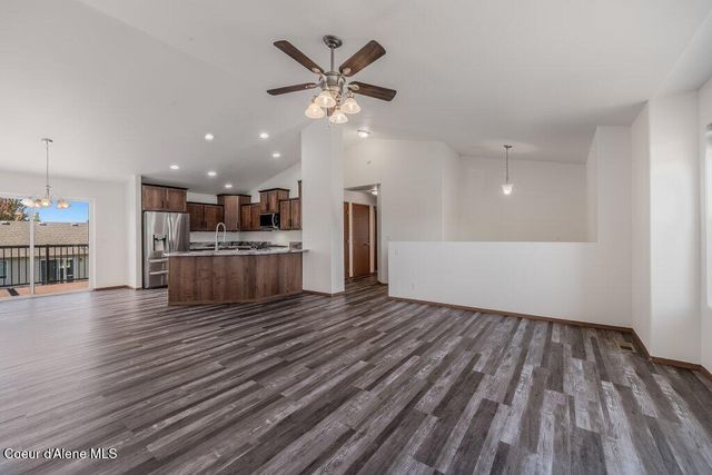 3141 E Thrush DR, Post Falls, ID 83854