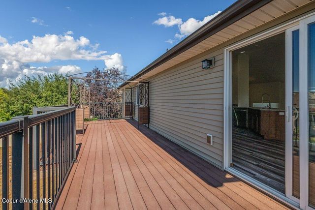 3141 E Thrush DR, Post Falls, ID 83854