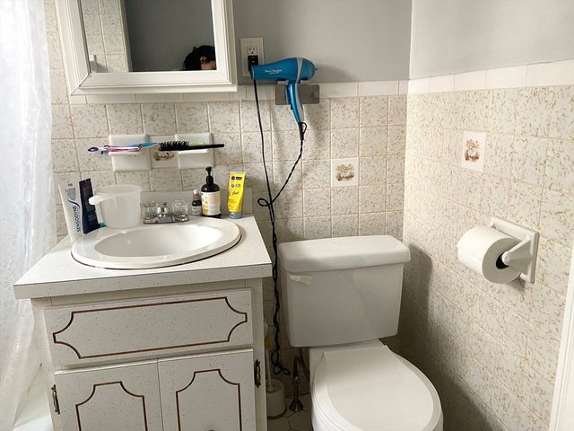 26 Harrison Street, 1, Quincy, MA 02169