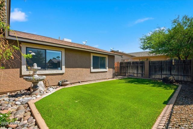 686 W 22ND Avenue, Apache Junction, AZ 85120