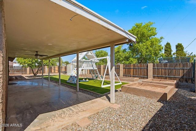 686 W 22ND Avenue, Apache Junction, AZ 85120