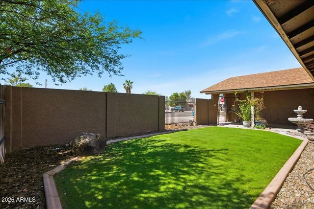 686 W 22ND Avenue, Apache Junction, AZ 85120