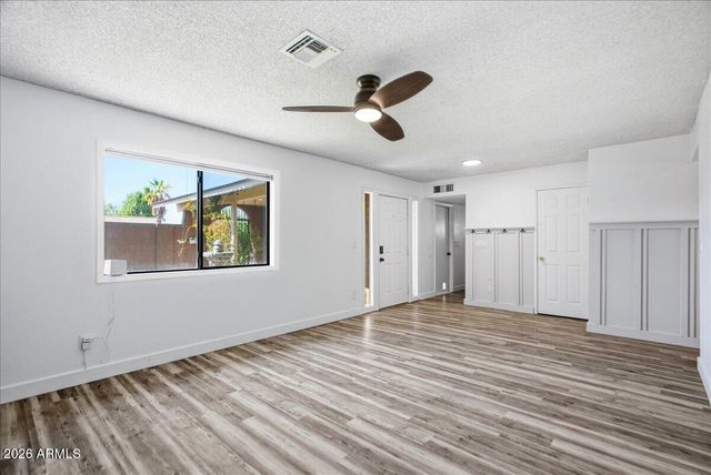 686 W 22ND Avenue, Apache Junction, AZ 85120