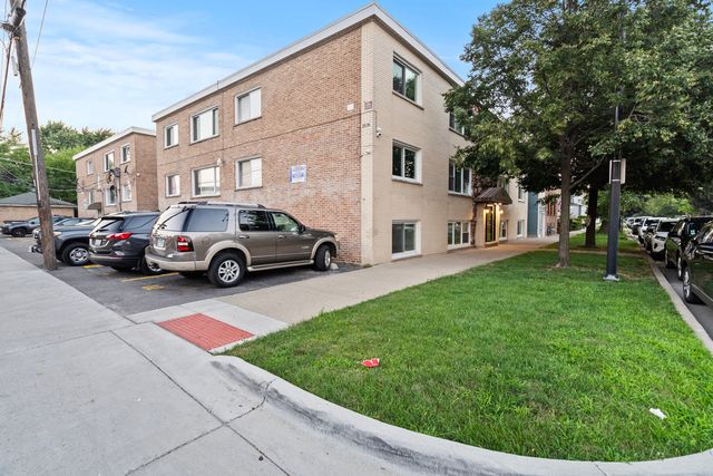 1526 S 51st Court 16, Cicero, IL 60804