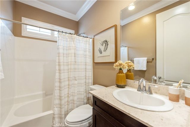 3 Silver Spruce Ct, Lake Forest, CA 92630