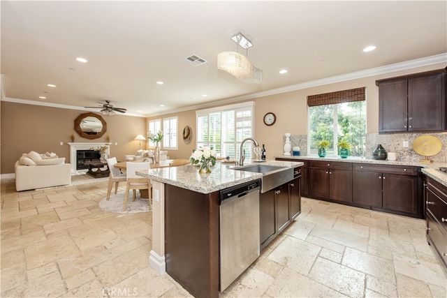 3 Silver Spruce Ct, Lake Forest, CA 92630