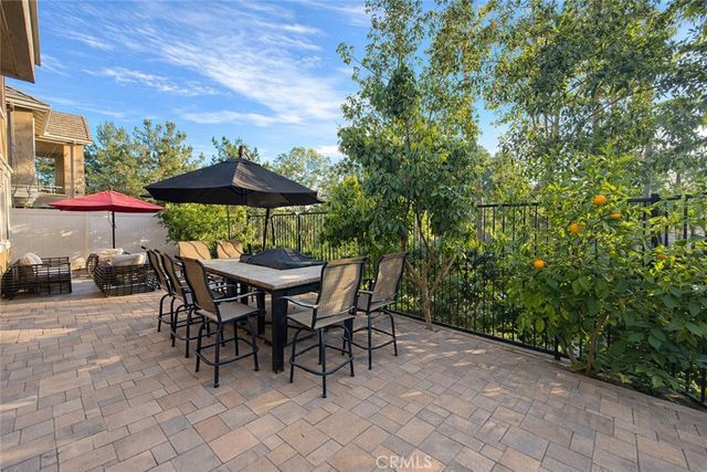 3 Silver Spruce Ct, Lake Forest, CA 92630