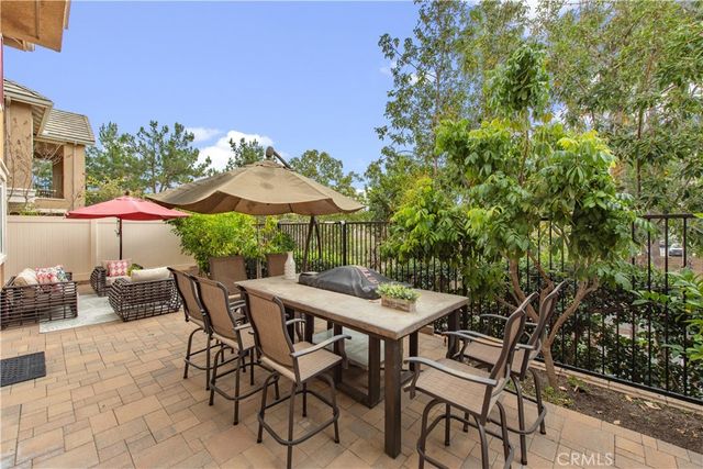 3 Silver Spruce Ct, Lake Forest, CA 92630