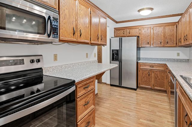 8574 134th Street W, Apple Valley, MN 55124