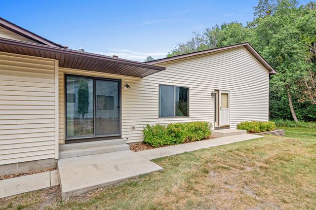 8574 134th Street W, Apple Valley, MN 55124
