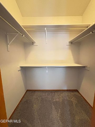 10905 Loma De Rio Place, El Paso, TX 79934