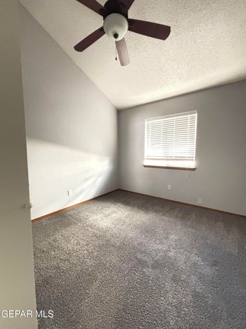 10905 Loma De Rio Place, El Paso, TX 79934