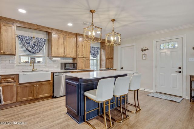 1039 Craig Street, Ville Platte, LA 70586