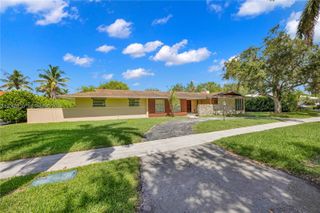 11800 SW 72nd Avenue, Pinecrest, FL 33156