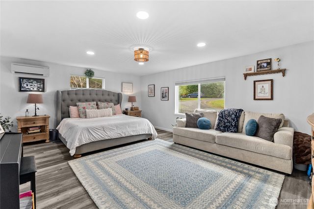 3220 79th Avenue NW, Olympia, WA 98502