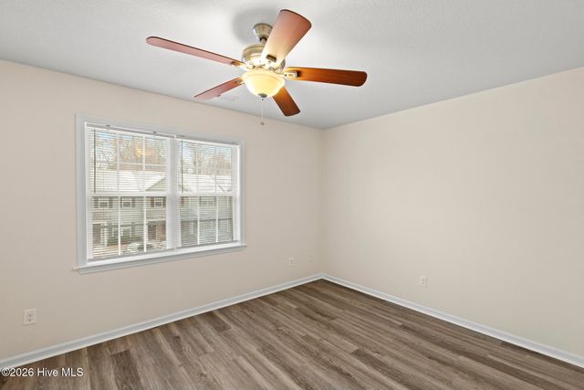 27 E Doris Avenue 111, Jacksonville, NC 28540