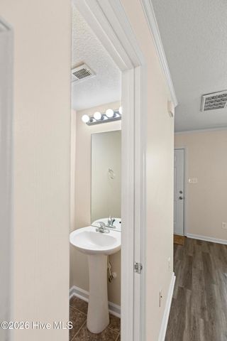 27 E Doris Avenue 111, Jacksonville, NC 28540