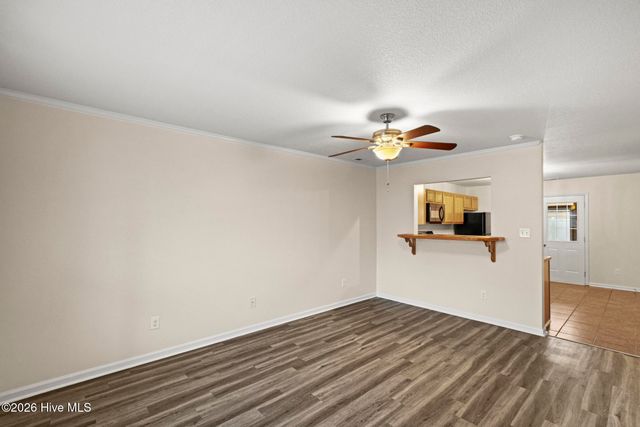 27 E Doris Avenue 111, Jacksonville, NC 28540