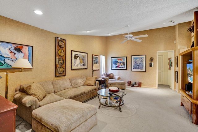 13179 Camero Way, Palm Beach Gardens, FL 33418