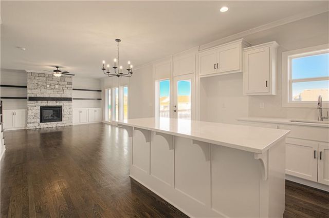 6014 NE 118th Street, Kansas City, MO 64156