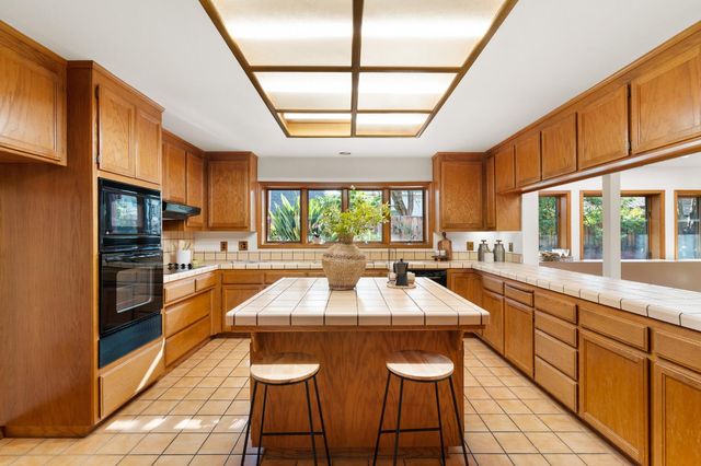 1327 Torrey St, Davis, CA 95618