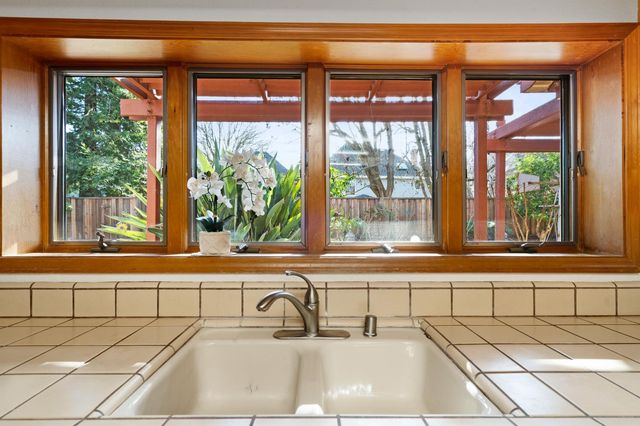 1327 Torrey St, Davis, CA 95618