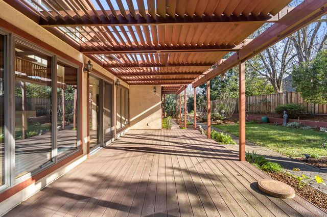 1327 Torrey St, Davis, CA 95618