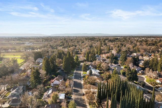 1327 Torrey St, Davis, CA 95618