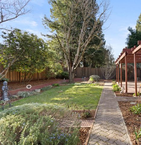 1327 Torrey St, Davis, CA 95618