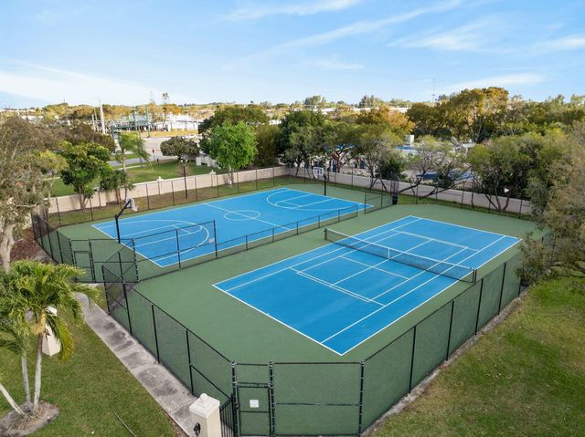 10210 Breezeway Place, Boca Raton, FL 33428