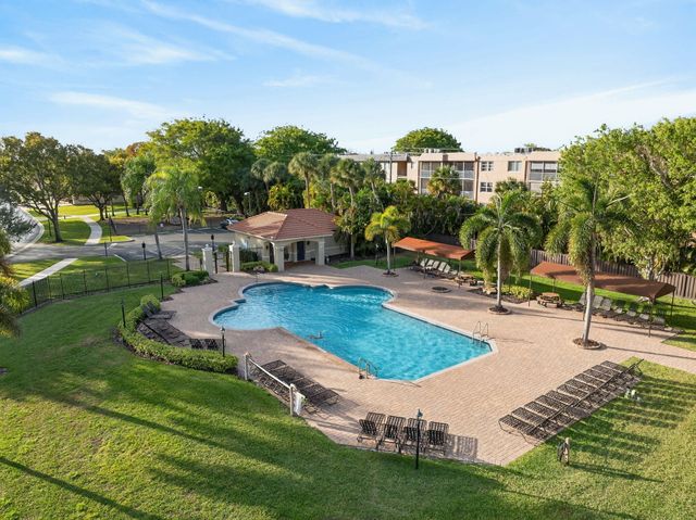 10210 Breezeway Place, Boca Raton, FL 33428