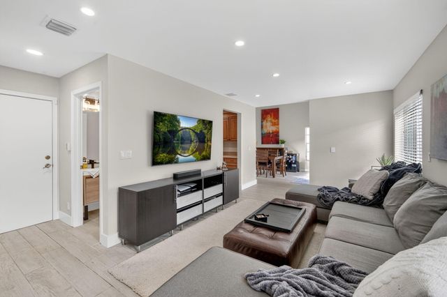 10210 Breezeway Place, Boca Raton, FL 33428