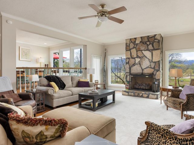 191 Wisley Way, Ringgold, GA 30736