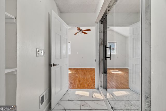 10083 Lakeview Parkway, Villa Rica, GA 30180