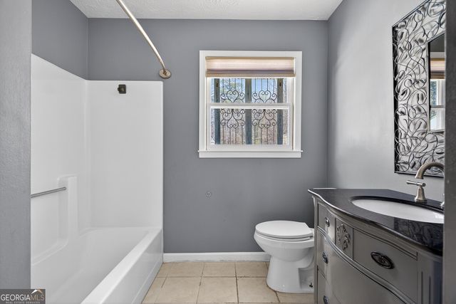 10083 Lakeview Parkway, Villa Rica, GA 30180