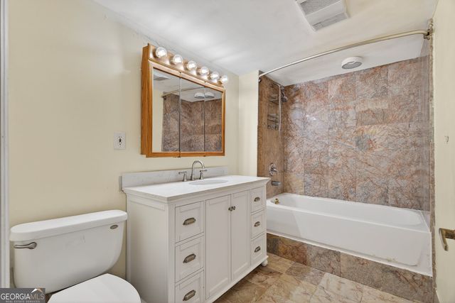 10083 Lakeview Parkway, Villa Rica, GA 30180