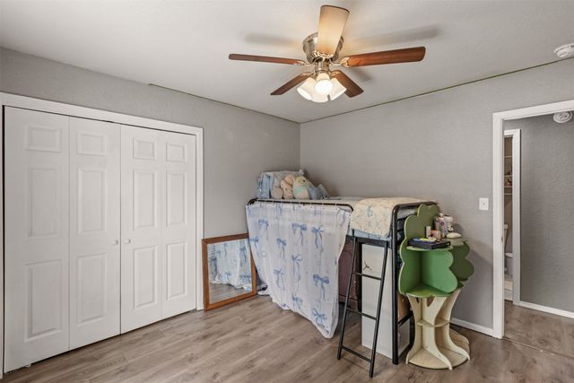 512 W Roanoke Street, Broken Arrow, OK 74011