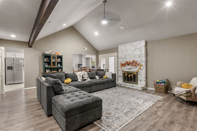 512 W Roanoke Street, Broken Arrow, OK 74011