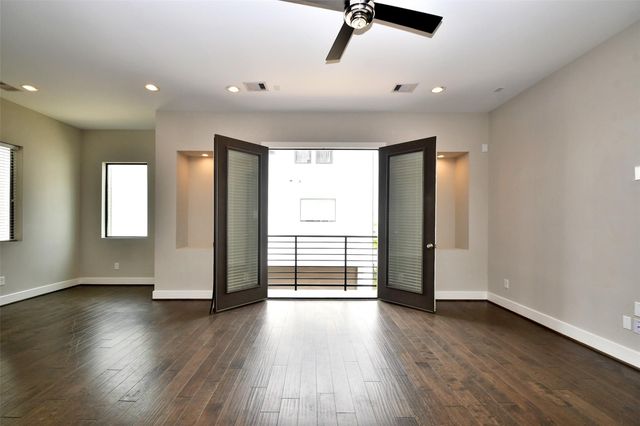 1146 Wycliffe Drive, Houston, TX 77043