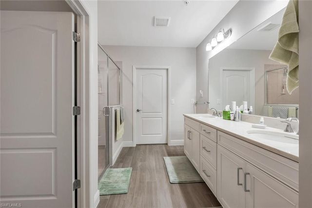 6953 Avalon CIR 1804, Naples, FL 34112