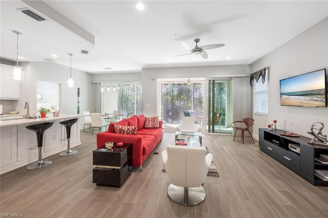 6953 Avalon CIR 1804, Naples, FL 34112