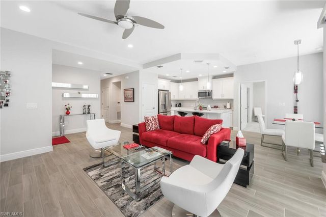 6953 Avalon CIR 1804, Naples, FL 34112