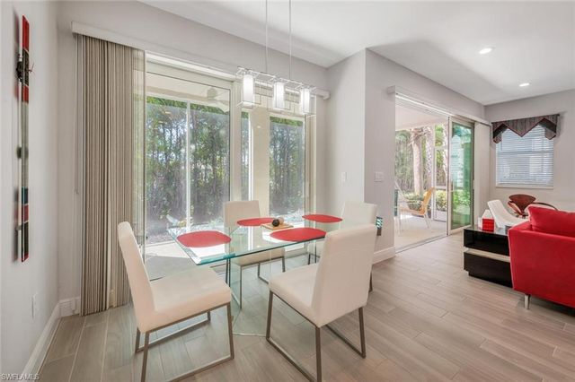 6953 Avalon CIR 1804, Naples, FL 34112